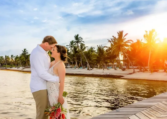 Secluded With Concierge By Alom San Pedro (Ambergris Caye)