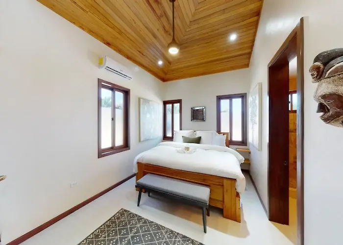 Villa Secluded With Concierge By Alom