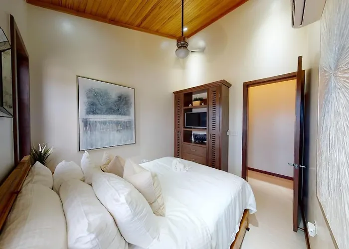 Secluded With Concierge By Alom Villa San Pedro (Ambergris Caye)