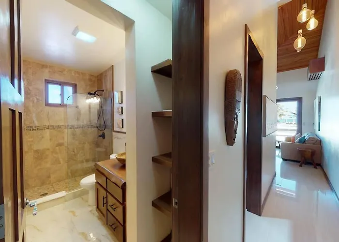 Secluded With Concierge By Alom San Pedro (Ambergris Caye)