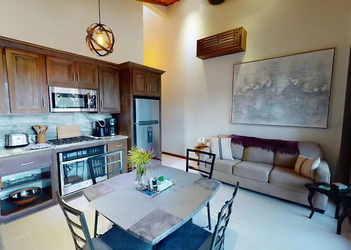 Secluded With Concierge By Alom *