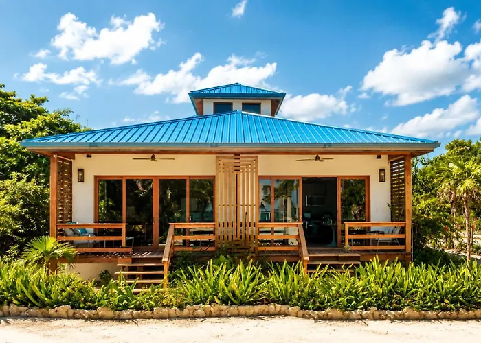 Secluded With Concierge By Alom San Pedro (Ambergris Caye)