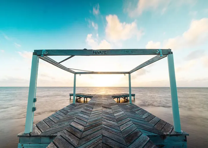 Secluded With Concierge By Alom Villa San Pedro (Ambergris Caye)