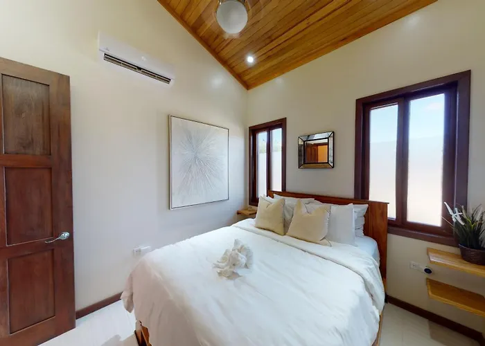 Secluded With Concierge By Alom San Pedro (Ambergris Caye)