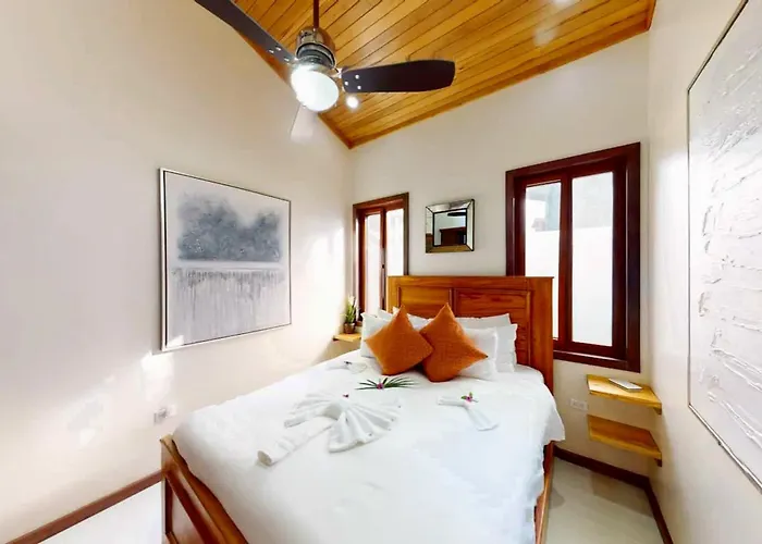 Villa Secluded With Concierge By Alom *