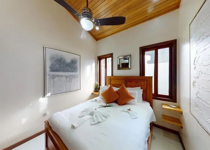 Secluded With Concierge By Alom Villa San Pedro (Ambergris Caye)